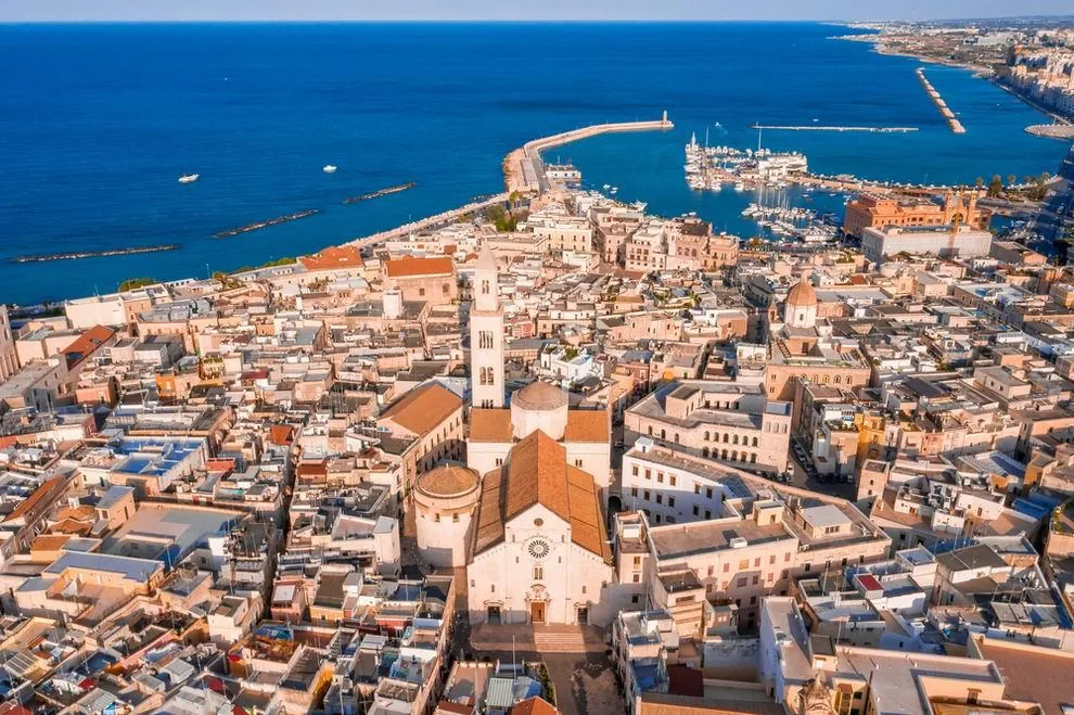 Destinație pentru feribotul Bari