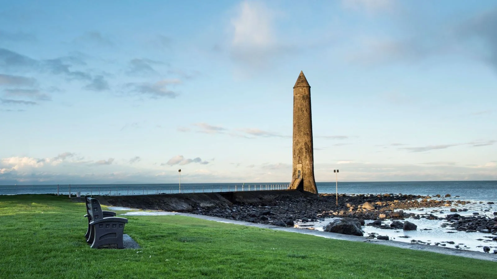 Larne portul, coasta și orașul din județul Antrim, Irlanda de Nord