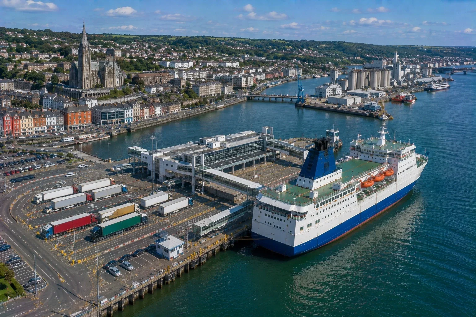 Terminalul de feriboturi de pasageri Ringaskiddy din portul Cork