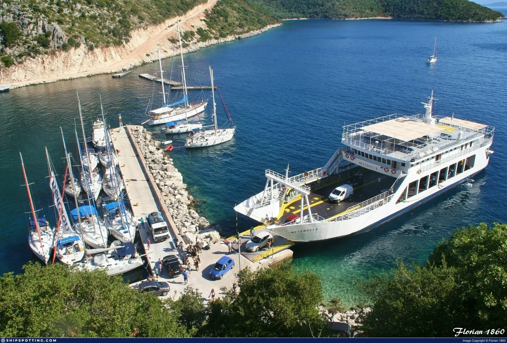 Portul de feriboturi Frikes, Ithaca