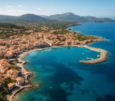 Golfo Aranci coasta și portul din Sardinia