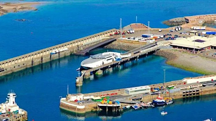 Terminalul de feriboturi Jersey și portul St Helier