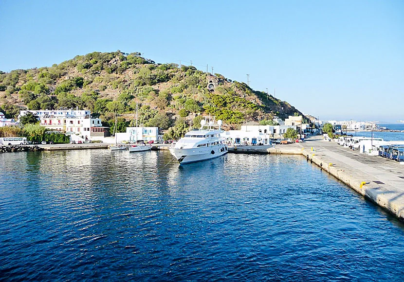 Portul de feriboturi din Nisyros