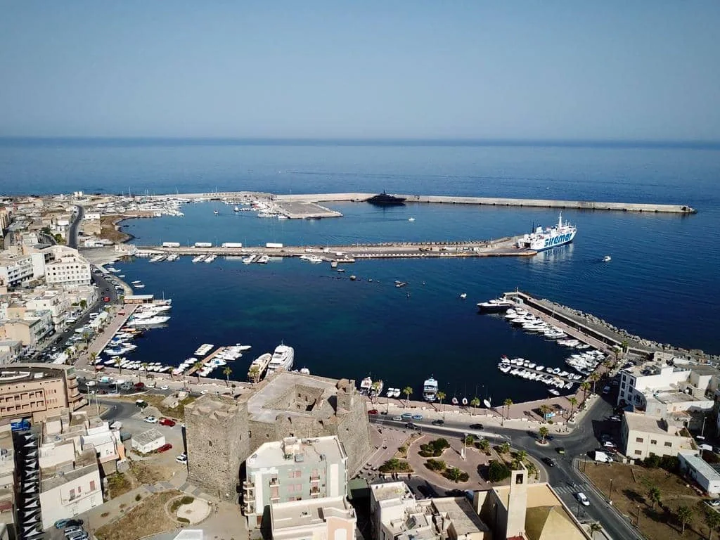 Portul de feriboturi din Pantelleria