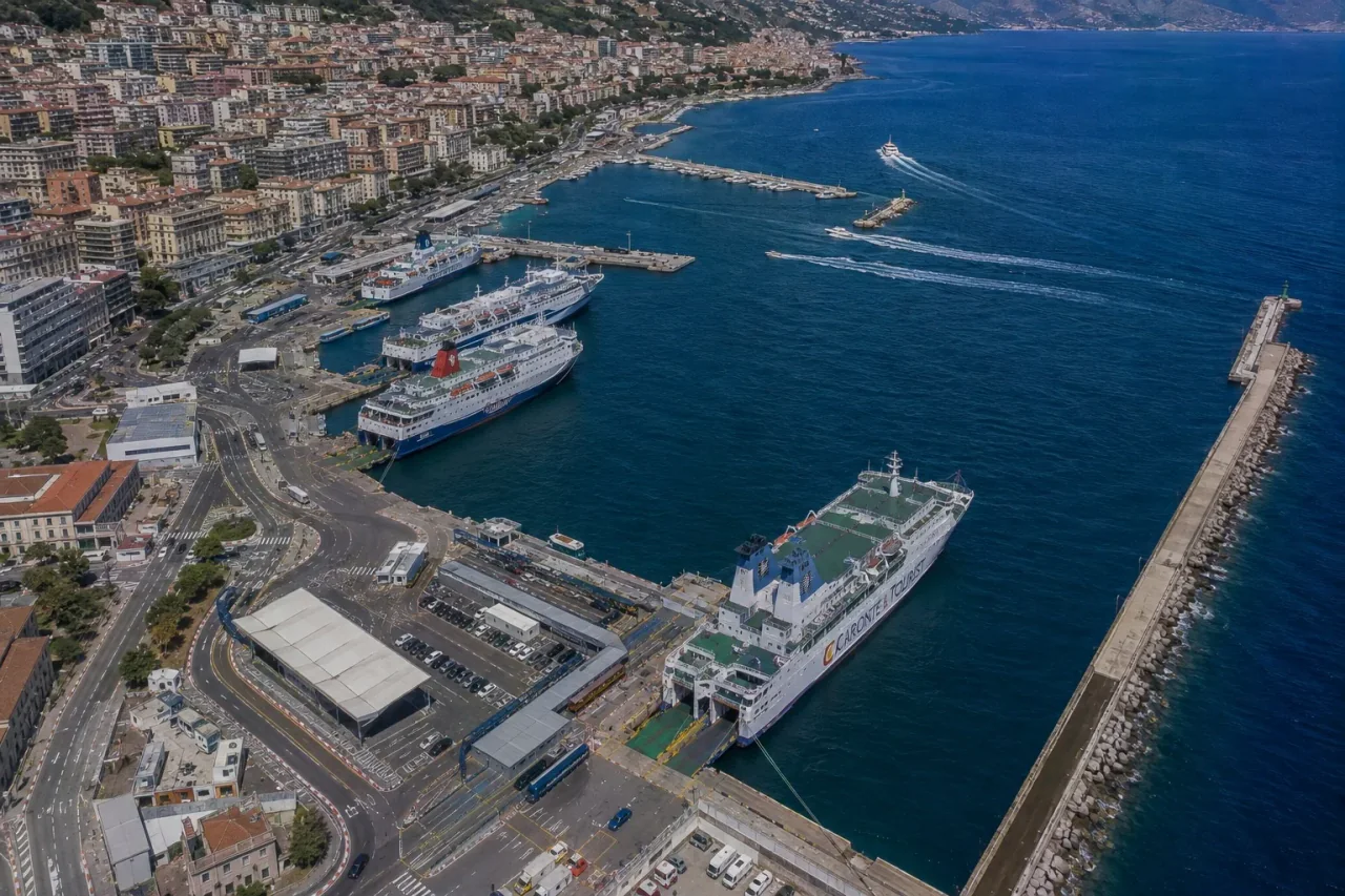Terminalul de feriboturi Reggio Calabria
