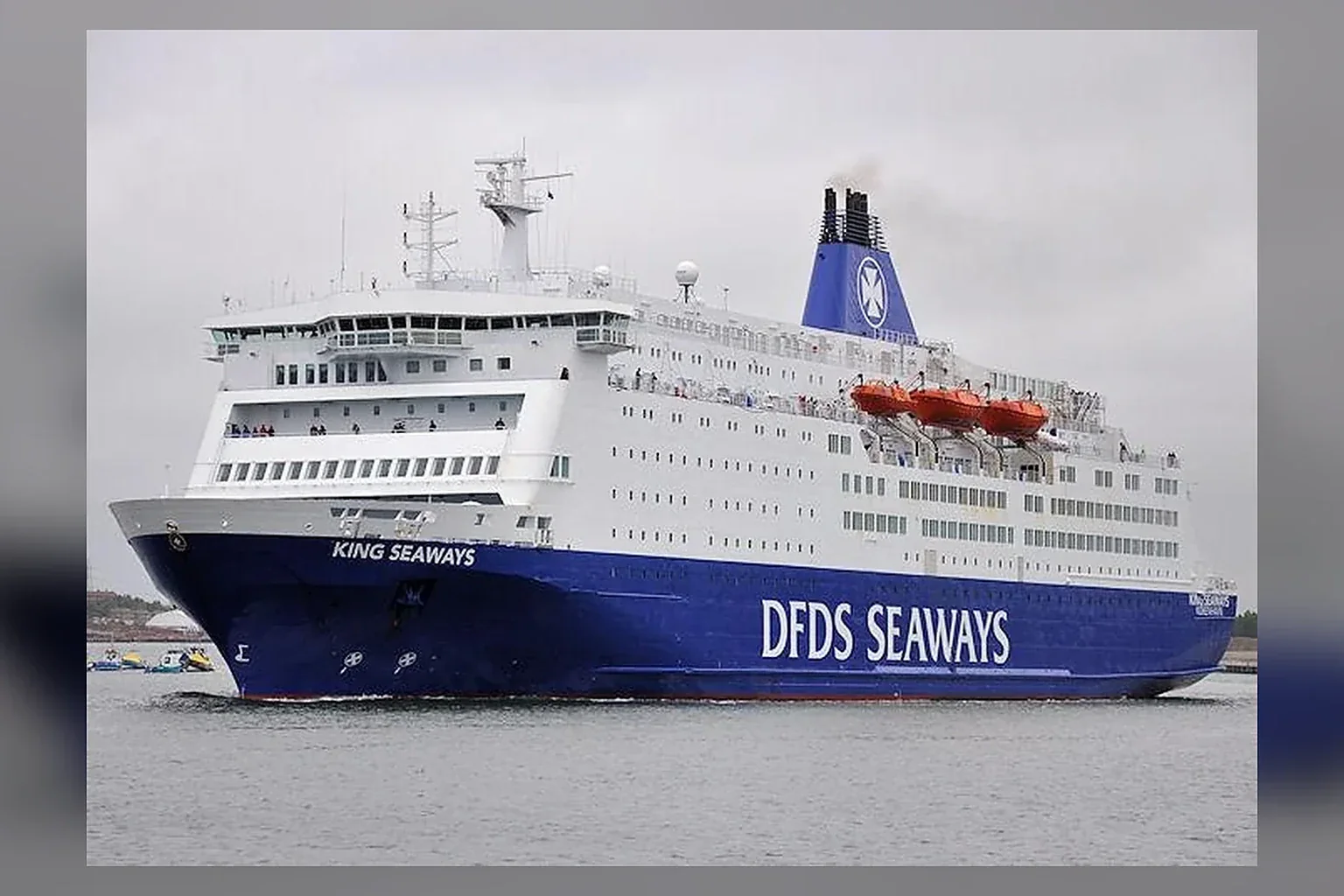 Feribotul de pasageri DFDS Seaways pe mare