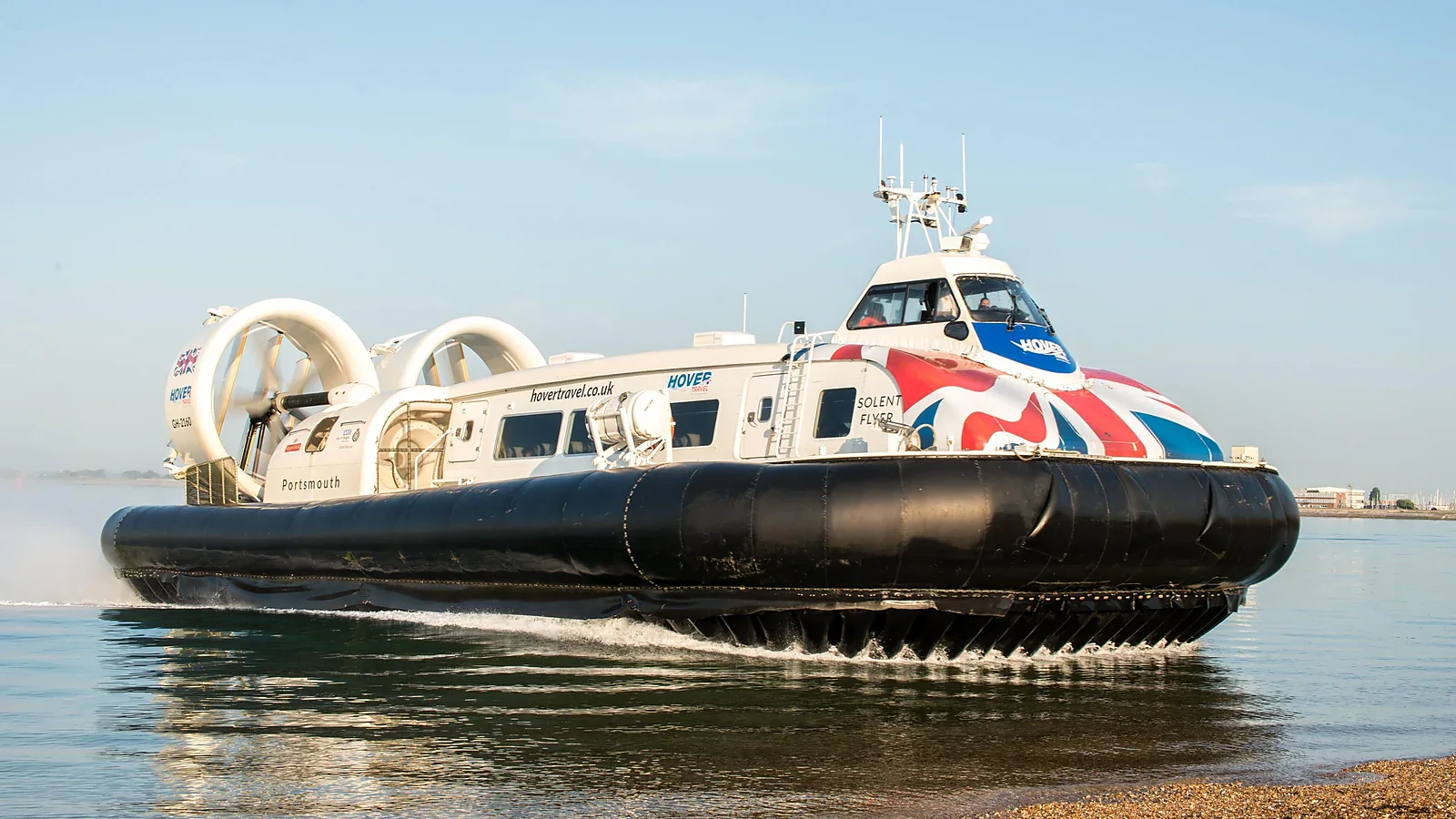 Feribotul Hovertravel