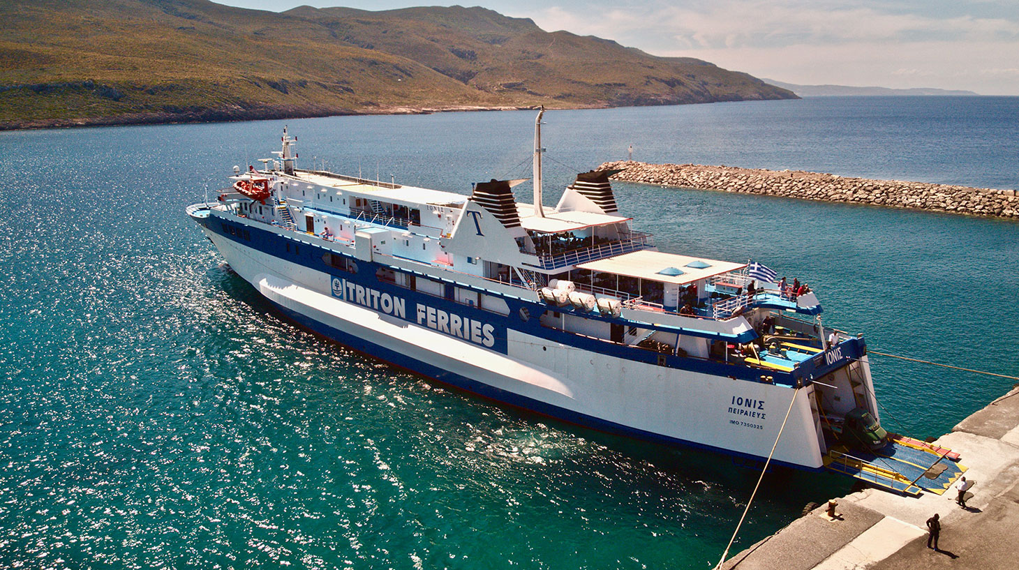 Feribotul Triton Ferries